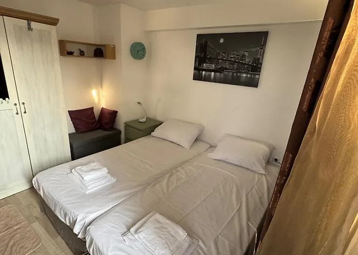 Harbour Top-view Terrace 2-bdr Апартаменты *